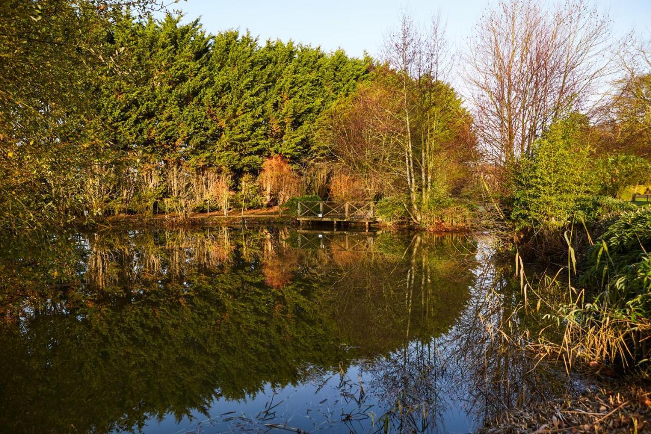 Hotel Mercure Newbury West Grange 4*